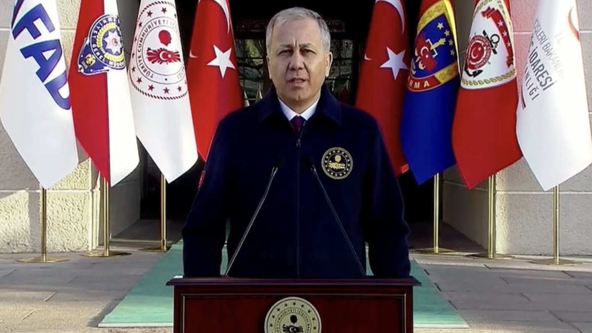 Bakan Yerlikaya'dan narkotik operasyonu açıklaması: 14 ilde 641 gözaltı