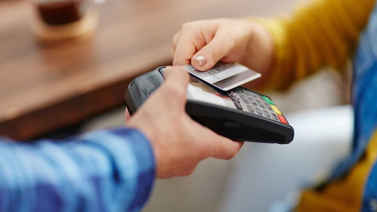 Kartlı ödemeler aralıkta 2,51 trilyon lira oldu: Vatandaş nakdi unuttu, kredi kartına sarıldı