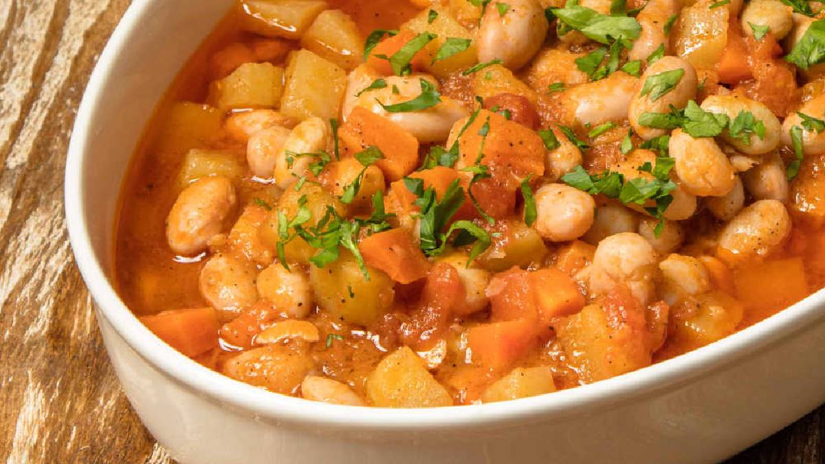 Sofraların vazgeçilmez klasiği: Zeytinyağlı Barbunya Pilaki