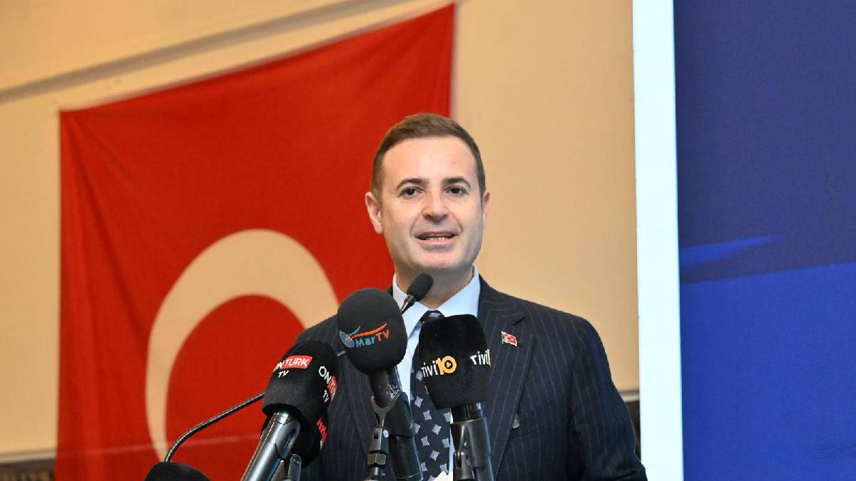 Akın, yerel ve ulusal basın temsilcileriyle buluştu