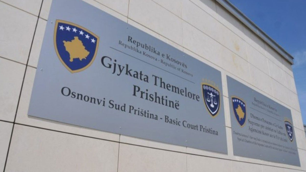 Kosova’da savaş suçu davası: Eski cezaevi görevlisi suçlamaları reddetti