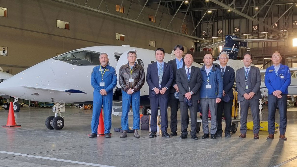 Baykar'dan Japonya'ya tarihi satış: İlk uçağı Japonlara teslim etti