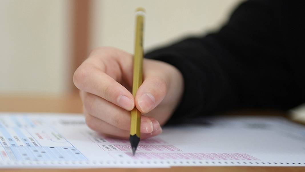 Gözler ÖSYM'deydi, beklenen duyuru geldi: Adalet Bakanlığı sınav sonuçları açıklandı! İşte sorgulama ekranı