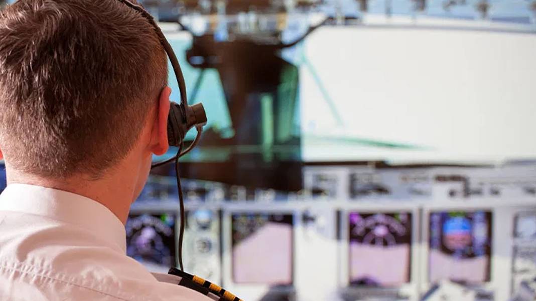 "Sıkıysa yakala" gerçek oldu: Sahte pilot kimliğiyle 4 yıl dünyayı gezdi