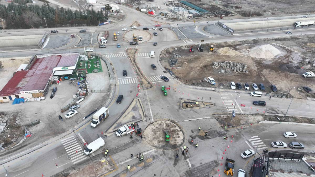 ABB’den, trafiğe nefes aldıran çalışma: Yaşamkent Kavşak düzenleme çalışması