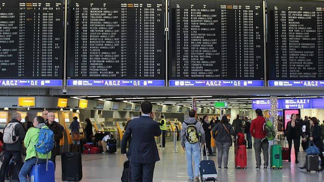 Avrupa’da havacılıkta yeni dönem: 3 saatlik gecikmeye 600 euro tazminat