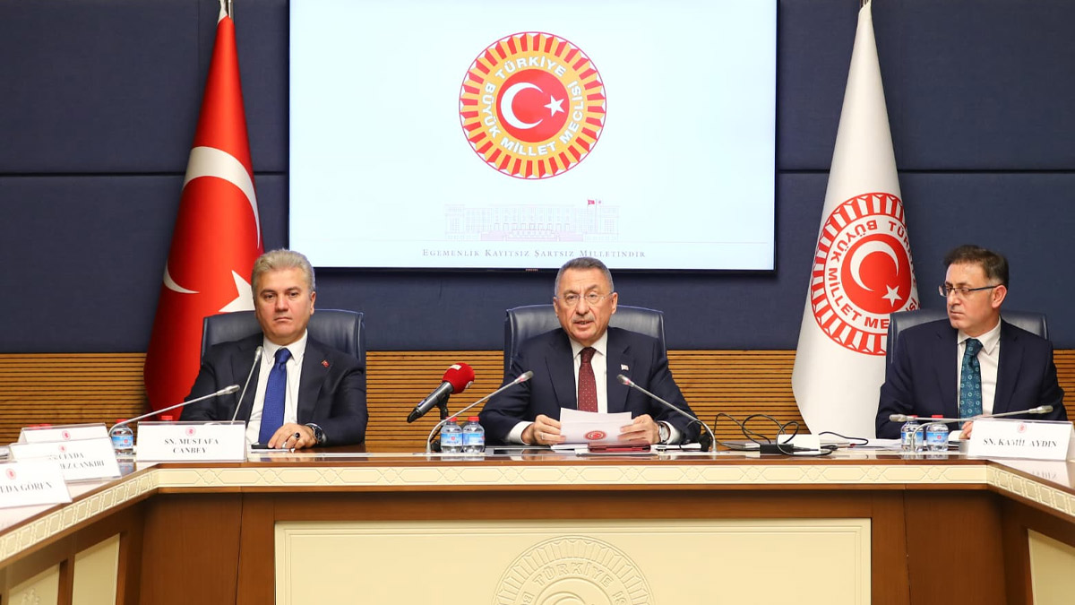 Oktay: SDG'ye düşen görev verdiği sözlere riayet etmektir