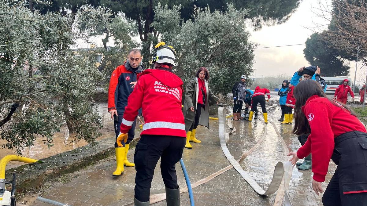Başkan Yetişkin’den Söke’ye destek: EFAK ekipleri bölgeye sevk edildi