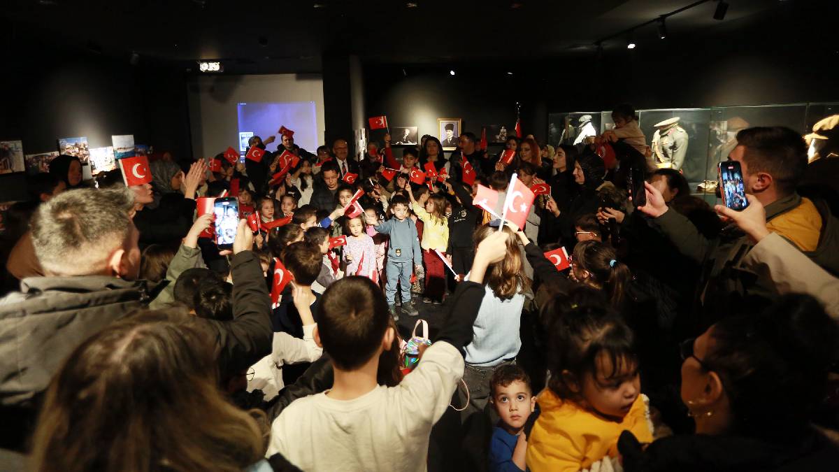 Yenimahalle’de karne sevinci müzeye taşındı