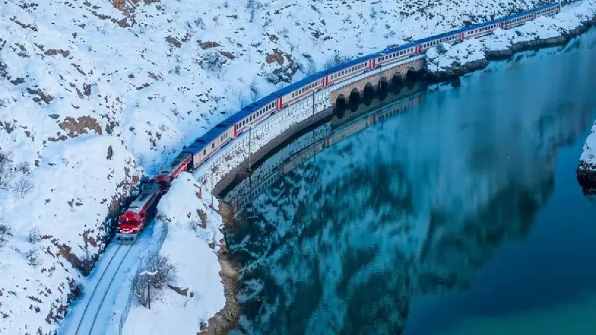 Bu seferler Doğu Ekspresi’ni aratmıyor! Yer bulamadım diye üzülmeyin: Kış masalı yaşatan en güzel rotalar