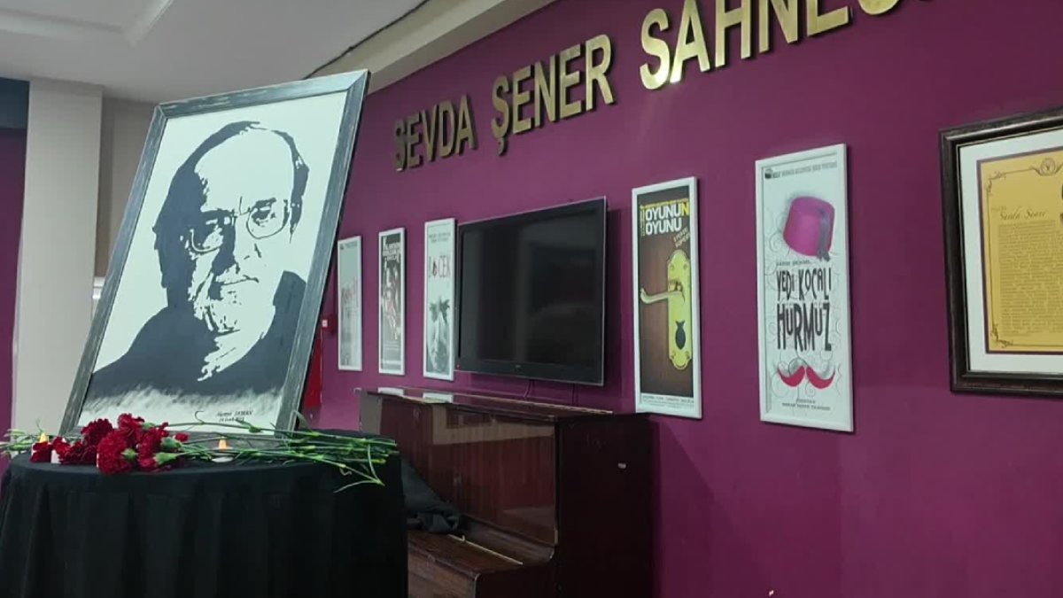 Uğur Mumcu, katledilişinin 33. yılında Bornova’da anıldı
