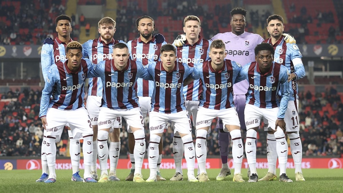 CANLI ANLATIM: Trabzonspor, Kasımpaşa'yı ağırlıyor