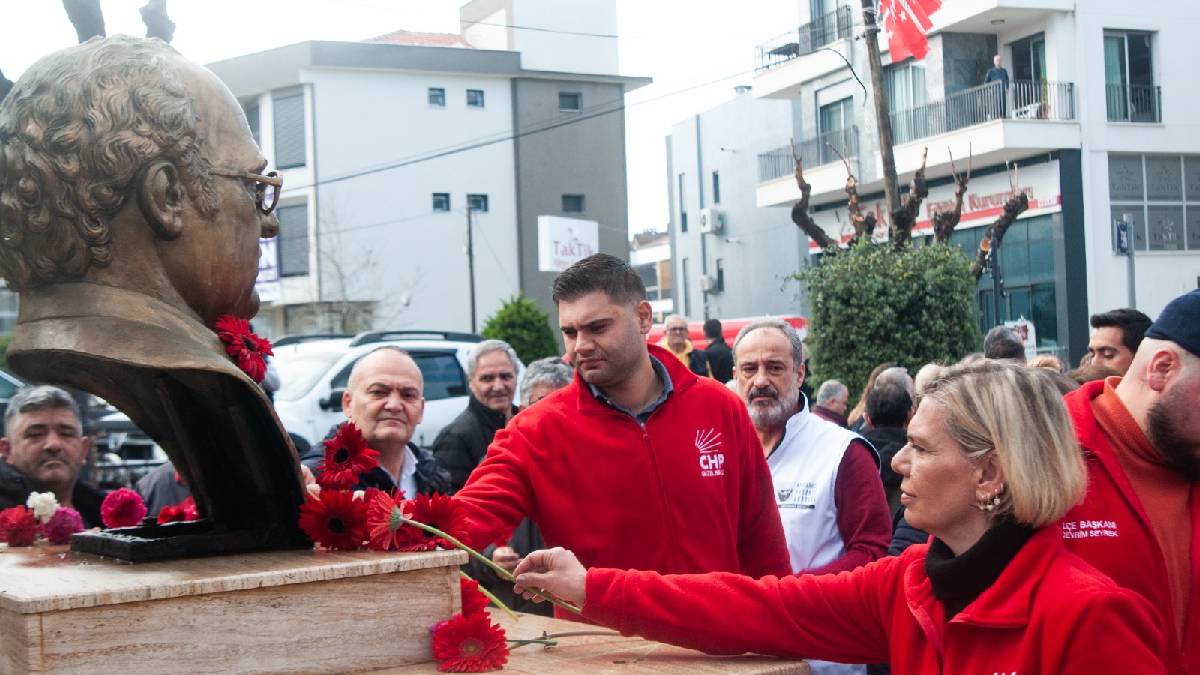 Güzelbahçeliler Mumcu’yu unutmadı