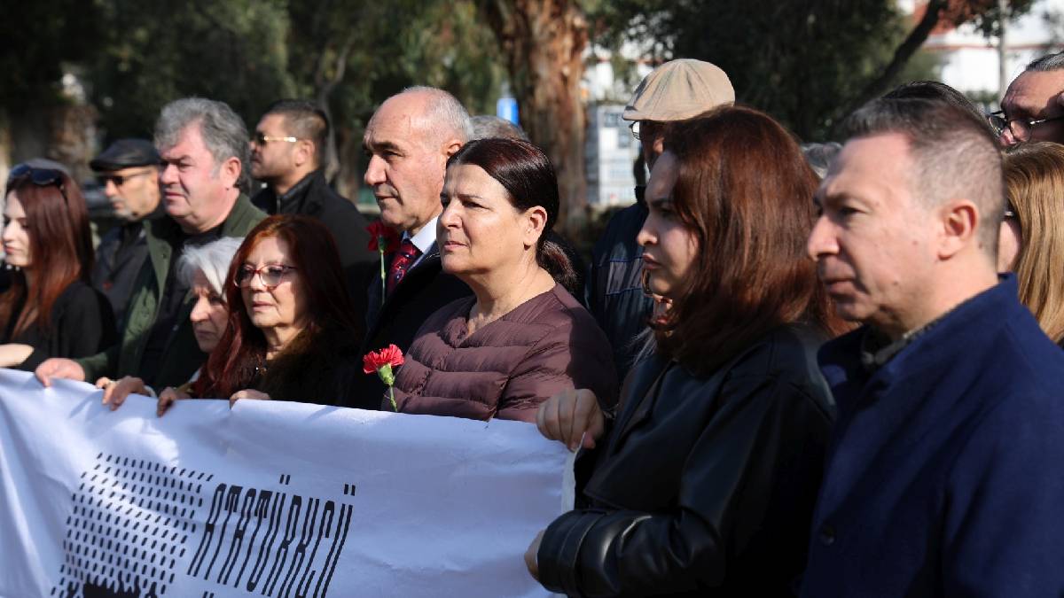 Foça’da Uğur Mumcu, Ali Gaffar Okkan ve İsmail Cem anıldı