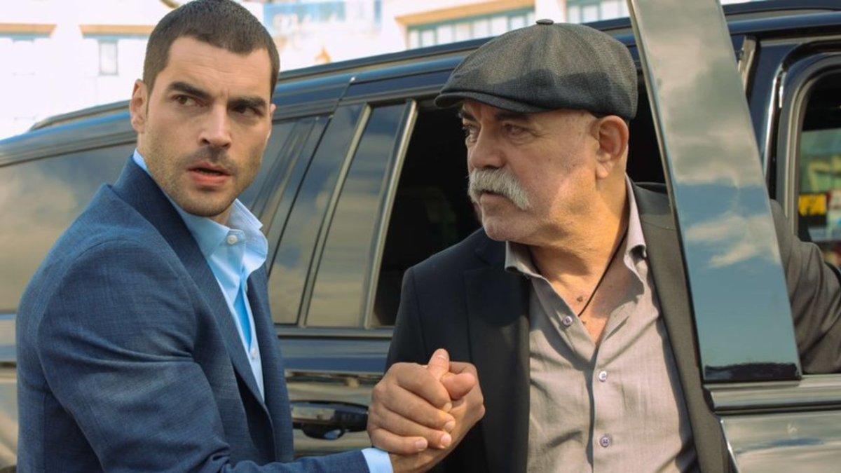 Veliaht dizisine dev isim! Uzak Şehir'in oyuncusu geliyor! Zahide karakteriyle kadroya dahil oldu