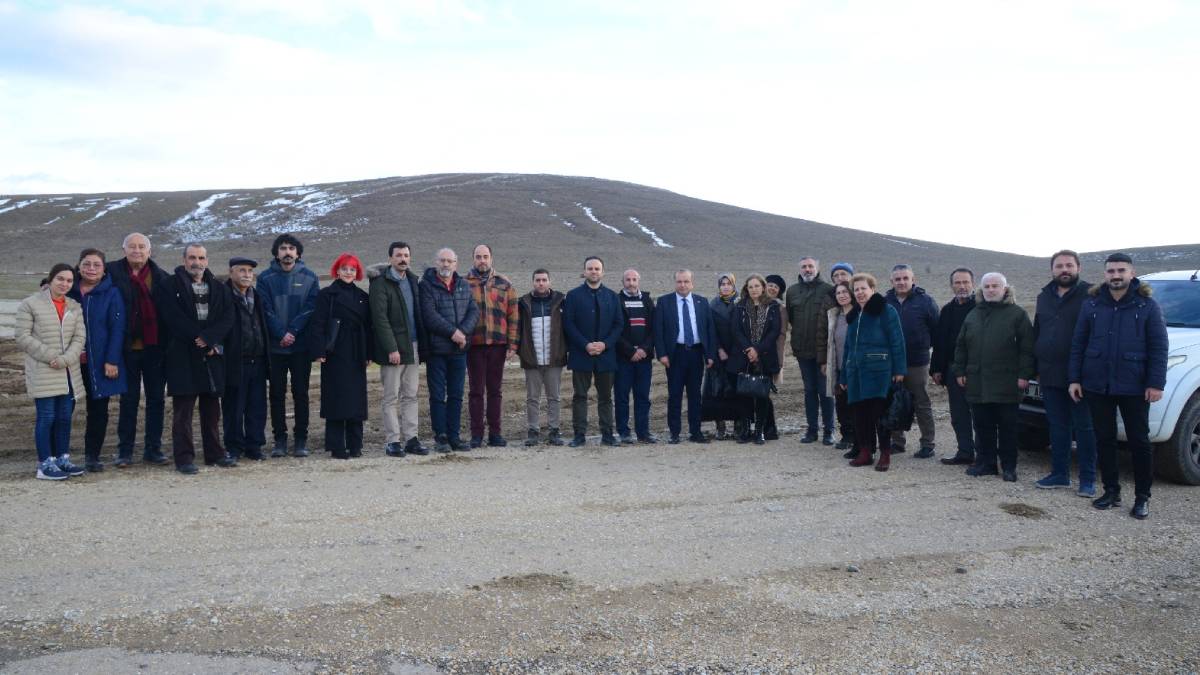 Başkan Ekicioğlu: Halkımız, bir ekolojik yıkım projesi olan altın madenlerini Kırşehir’de istemiyor