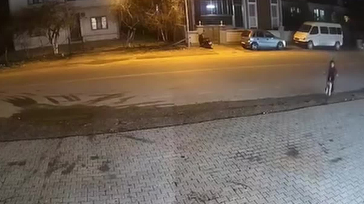 Muğla'da feci kaza! Bisikletiyle gezen 9 yaşındaki Birkan'a otomobil çarptı