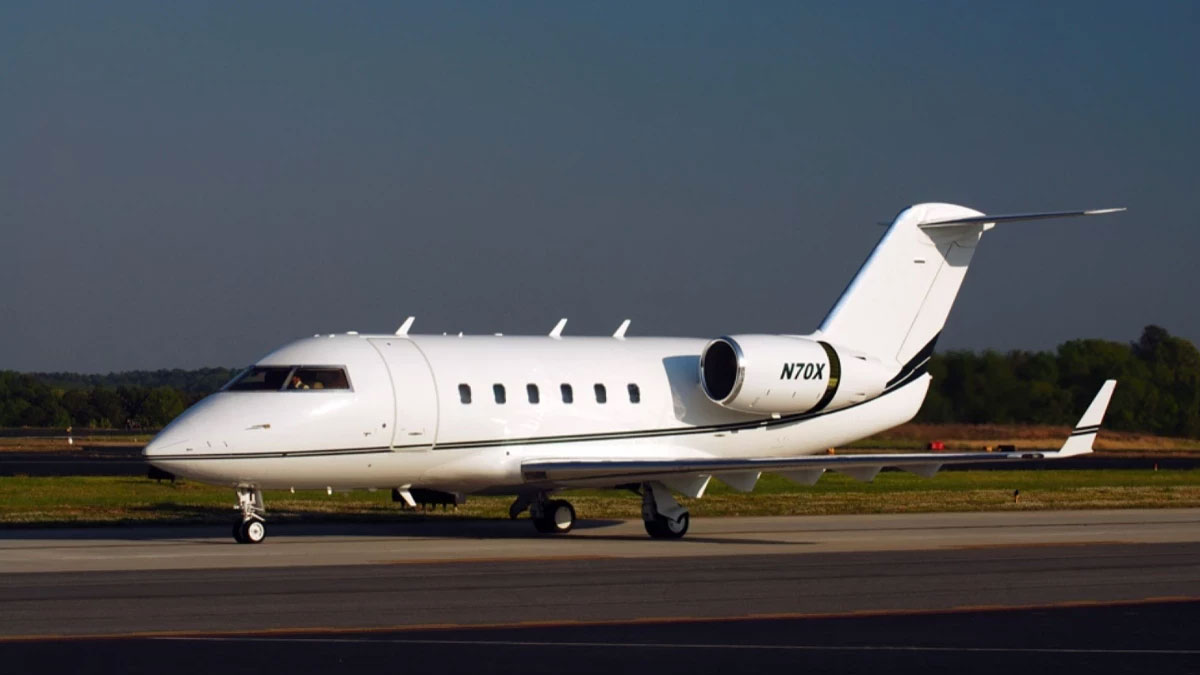 ABD'de özel jet düştü: 7 kişi öldü