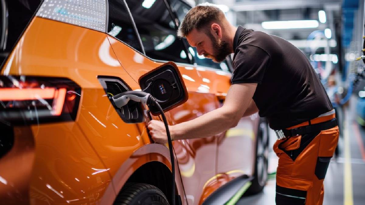 Elektrikli aracı olanlar dikkat! Sanıldığı kadar kısa ömürlü mü? Elektrikli araçlar bakın kaç yılda çöp oluyor?