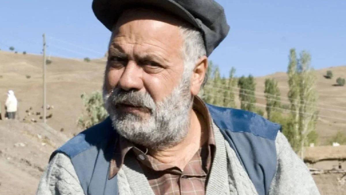 Kalp krizi geçirmişti… Usta oyuncudan üzen haber! Entübe edildi