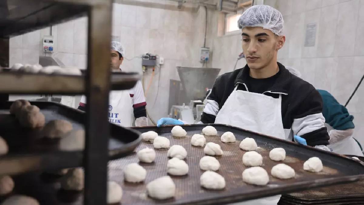 Okul değil sanki fabrika! Arı gibi çalışıyor hep üretiyorlar: Yıllık cirosu 19 milyon TL’yi buldu