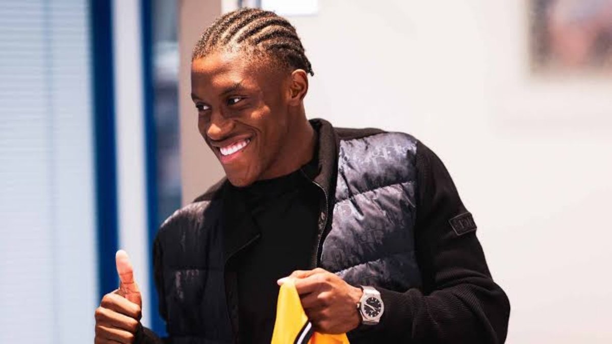 Beşiktaş'a Premier Lig'den orta saha