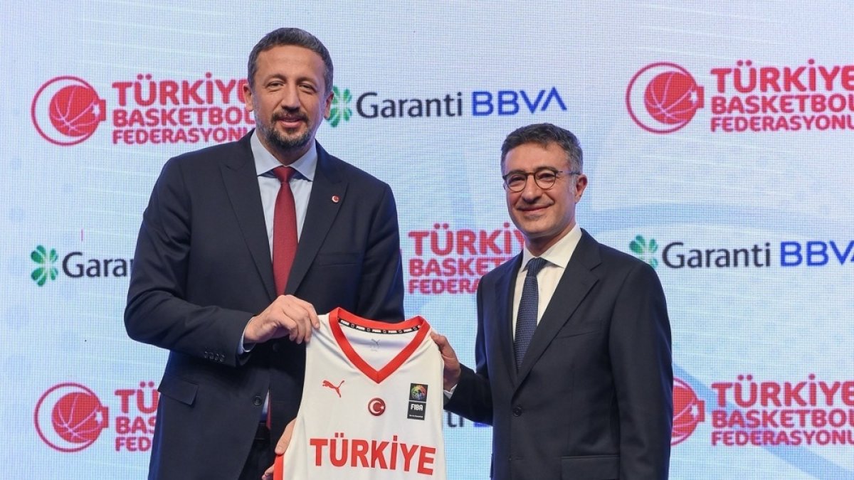 Türkiye Basketbol Federasyonu ile Garanti BBVA arasındaki sponsorluk anlaşması uzatıldı