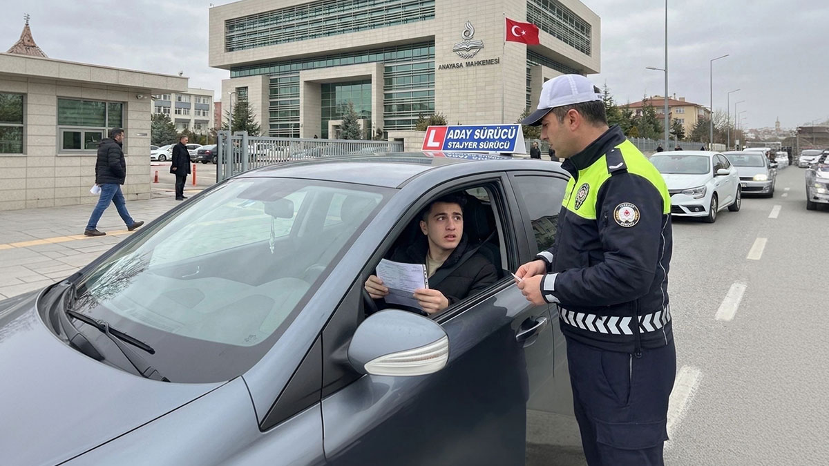 Stajyer ehliyeti olanlar dikkat: Kurallar sil baştan!