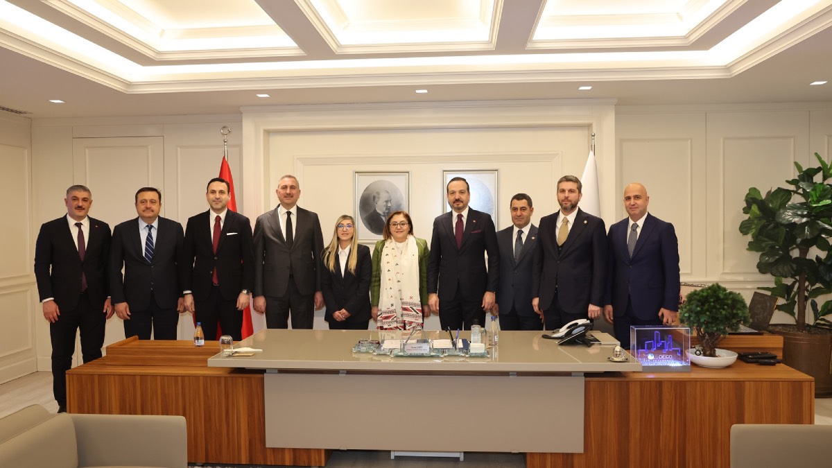 AK Parti Genel Başkan Yardımcısı Zorlu’dan Başkan Şahin’e ziyaret