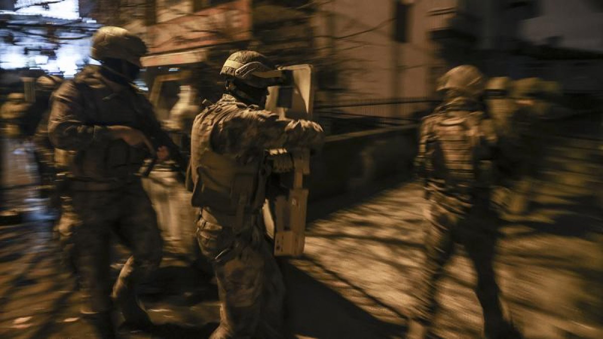 MİT ve emniyet’ten İran bağlantılı casusluk operasyonu: 6 gözaltı