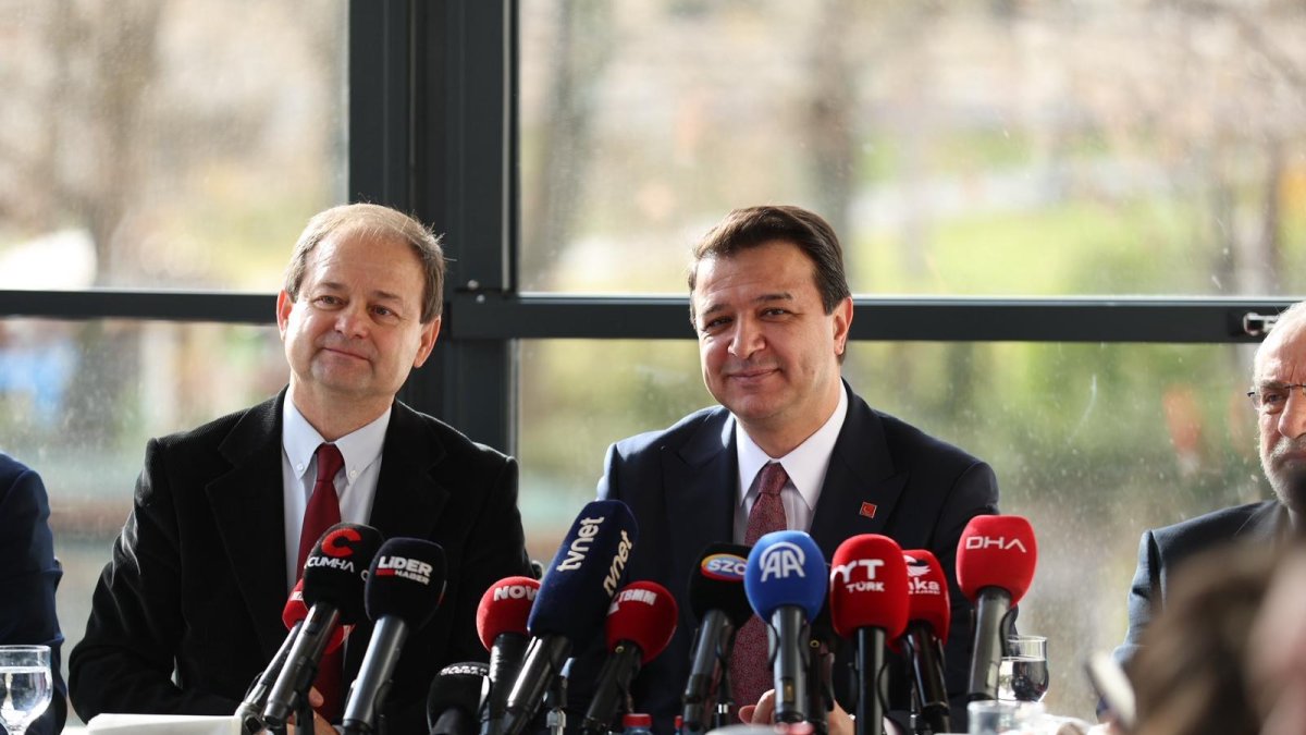 Saadet lideri Arıkan'dan AK Partili vekillere çağrı: Türkiye’de üçüncü bir yola ihtiyacımız var