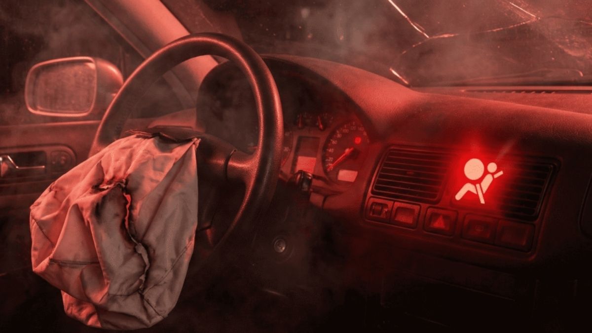 İkinci el araç alacaklar dikkat: 2016 model arabadan 2019 model airbag çıktı, zarar 150 bin TL