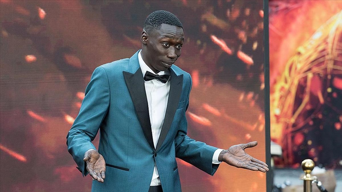 TikTok'un sessiz kralından 1 milyar dolarlık 'ses getiren' imza: Yapay zeka ikizini de sattı