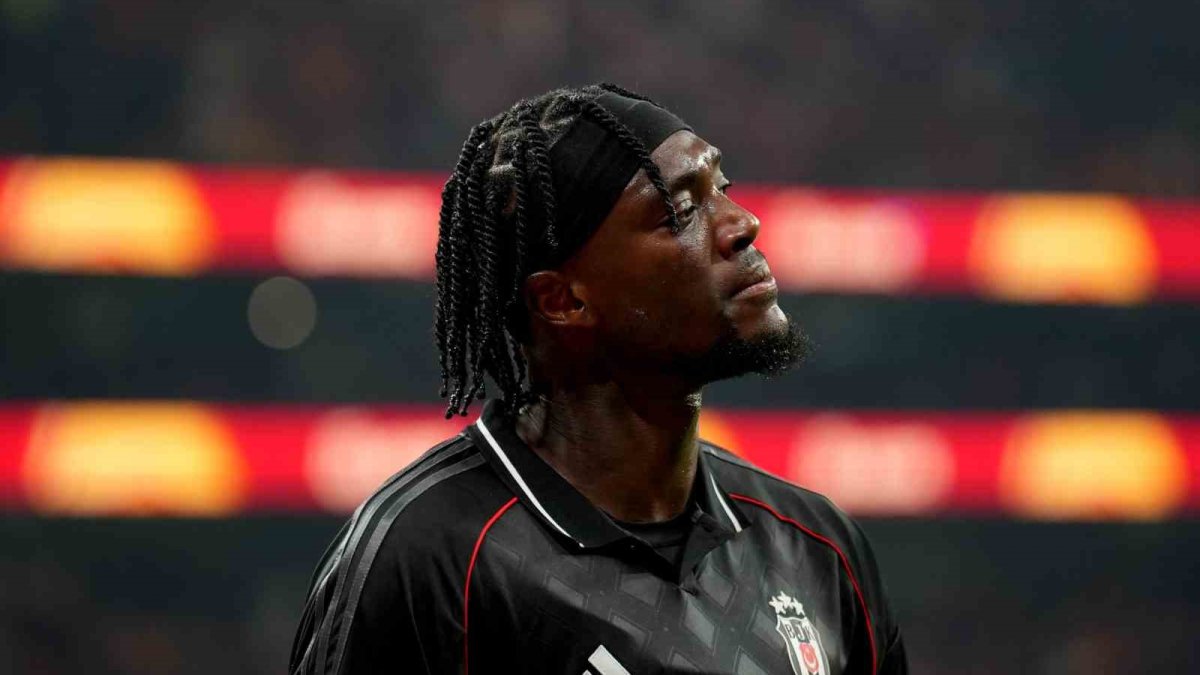 Rekor bonservisle takımdan ayrılmıştı: Tammy Abraham Beşiktaş tarihine geçti