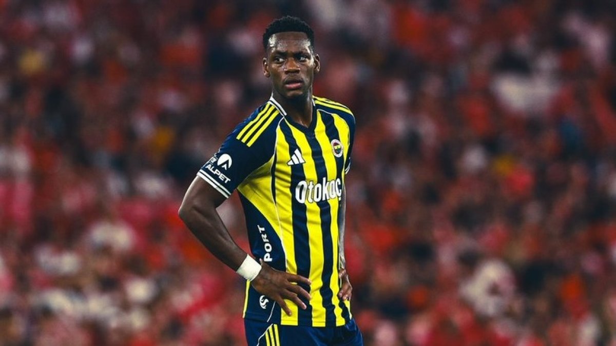 Fenerbahçe'de bir ayrılık daha! Jhon Duran'a İtalyan devi talip oldu: Resmi teklif yapıldı