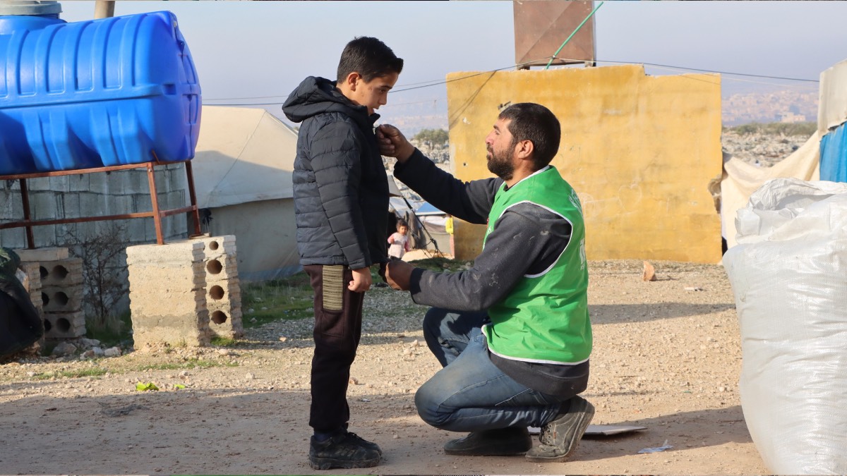 İHH, 2025 yılında Suriye’ye 972 tır insani yardım gönderdi