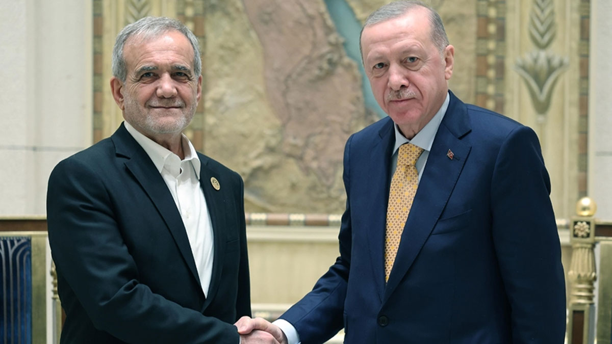 Erdoğan, Pezeşkiyan ile görüştü