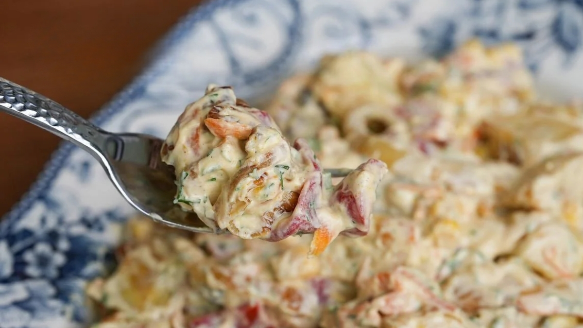 Fırınlanmış patates salatası nasıl yapılır? Hem sağlıklı hem lezzetli: İşte püf noktalarıyla yapılışı