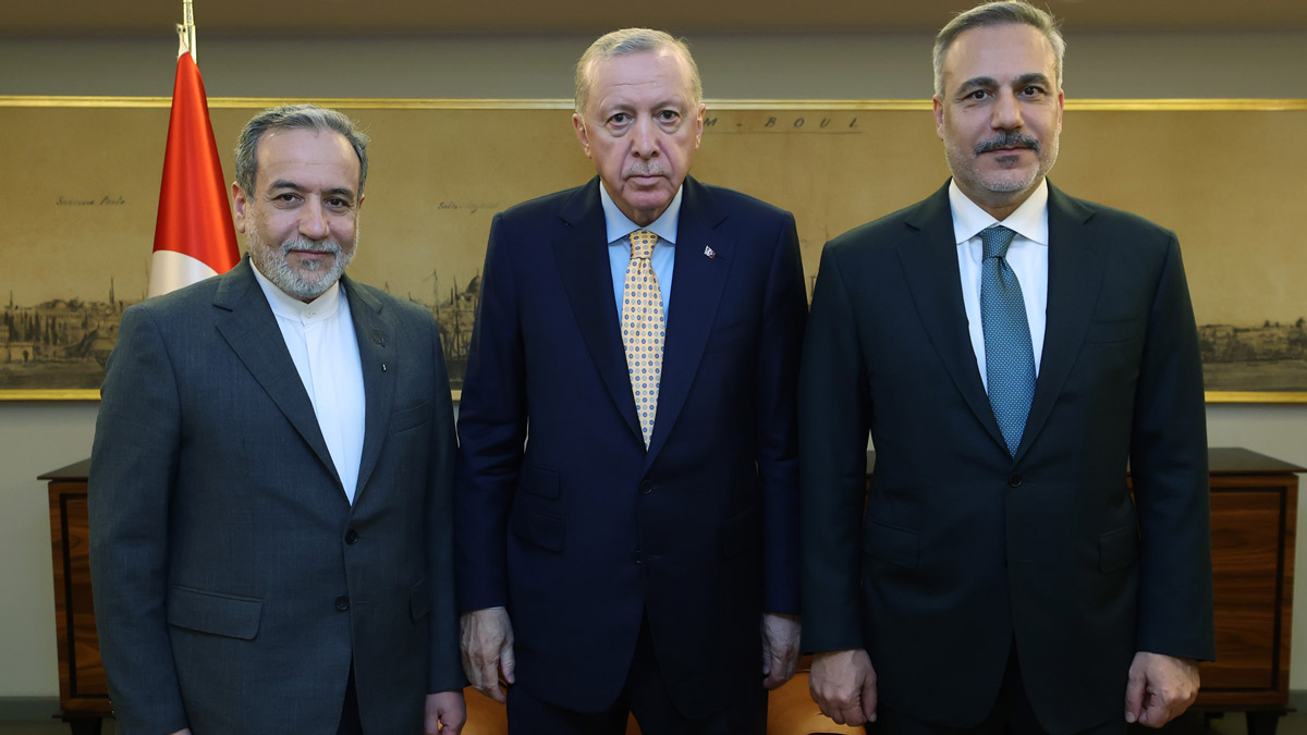 Erdoğan, İran Dışişleri Bakanı Arakçi ile görüştü