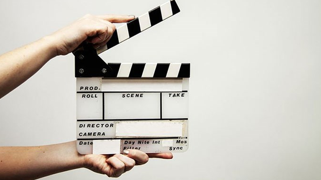 Şubat ayında ekranlara kilitleneceksiniz: Scrubs’tan Love Story’ye izlemeniz gereken en iyi 7 yapım