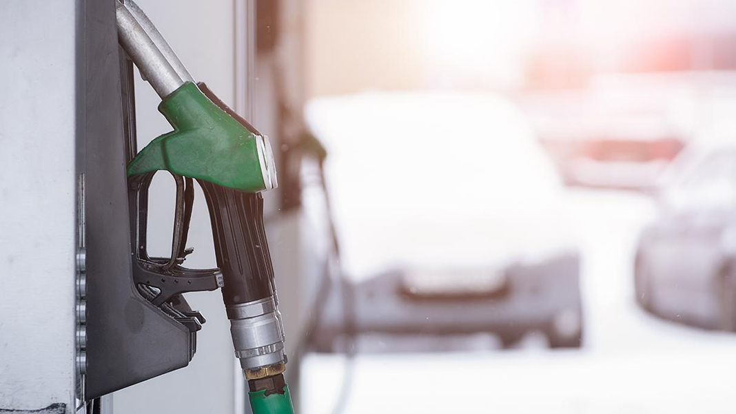 Benzin, motorin ve LPG'ye görülmemiş zam: Trump-İran gerilimi fiyatları vurdu, motorin 60 lirayı aşıyor