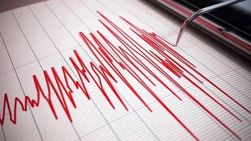 İran'da korkutan deprem