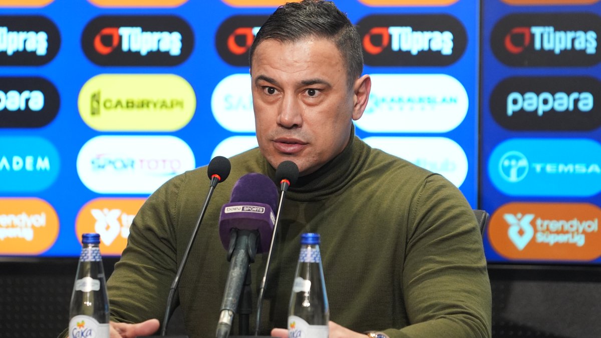 Konyaspor Teknik Direktörü Çağdaş Atan'dan gazeteciye sert cevap: Haddiniz bilin