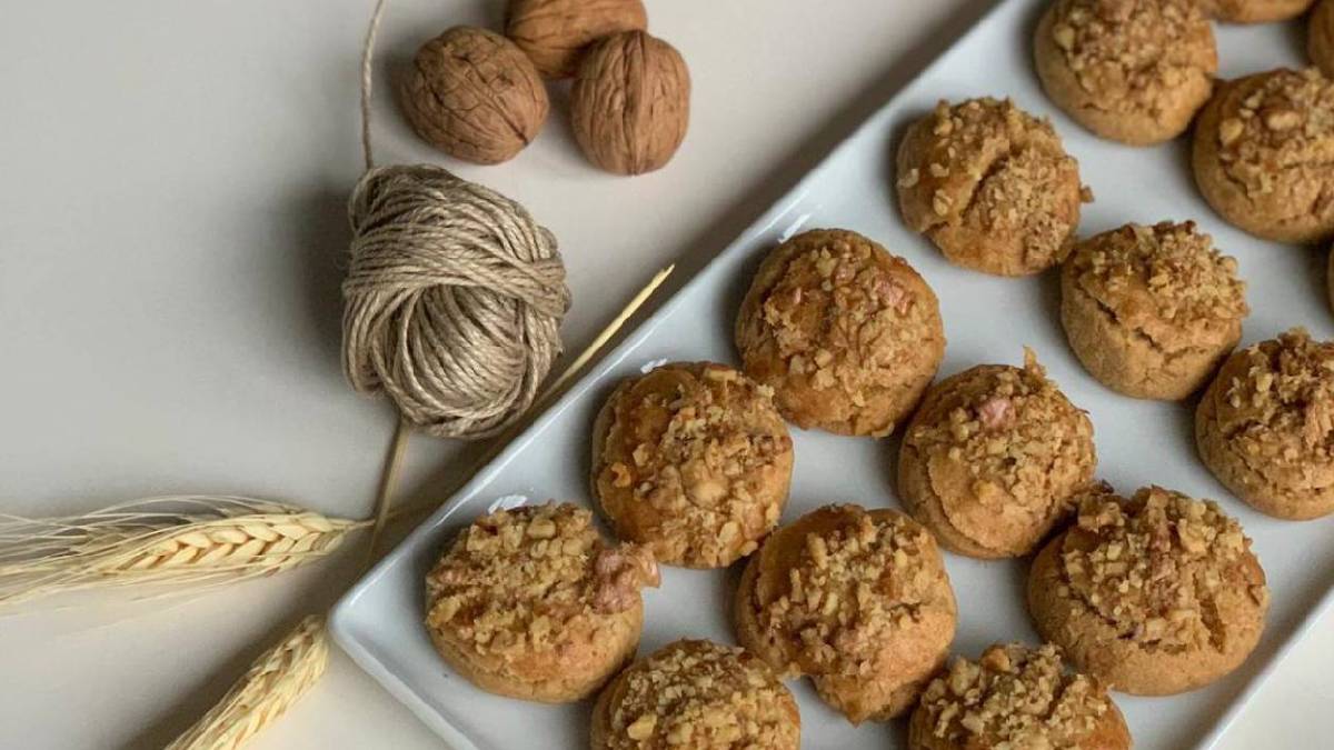 Soğuk kış günlerine en güze alternatif! Çayın yanında vazgeçilmez oluyor: Tahinli kurabiye tarifi