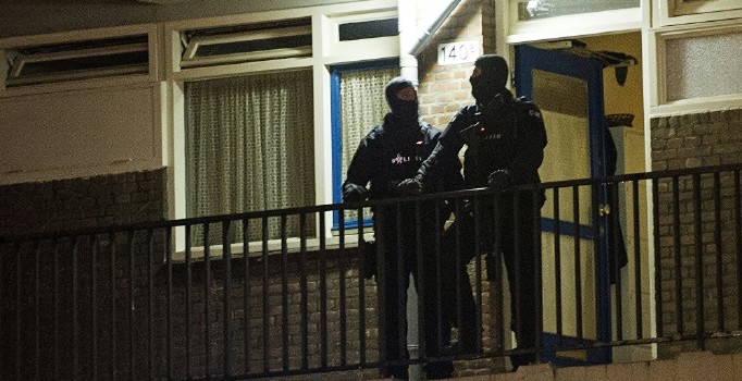 FETÖ yanlılarını tehdit ettiği gerekçesiyle gözaltına alındı