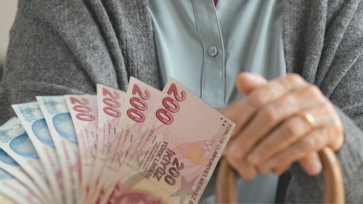 Fark ödemeleri emeklilerin hesabına yattı