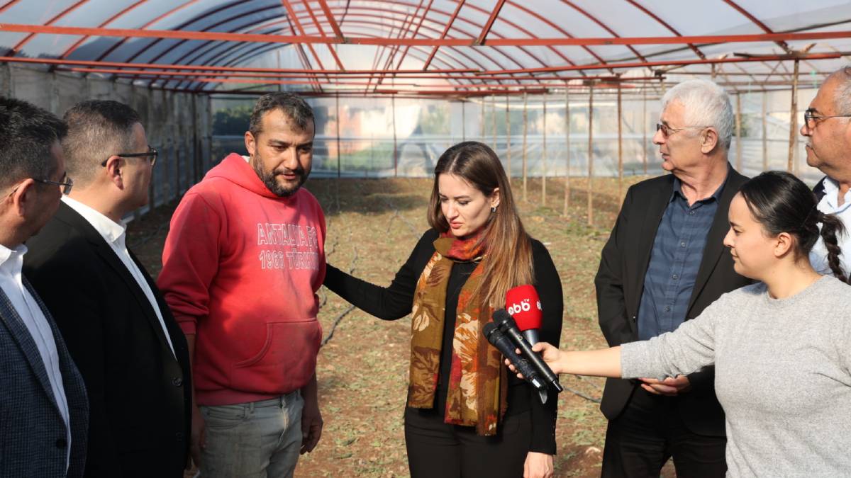 Başkan Vekili Özdemir’den afetzede çiftçilere geçmiş olsun ziyareti