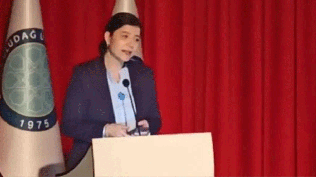 Kanser hastalarına 'kenevir tavsiyesi' tartışma yarattı: Sahte profesörden skandal savunma