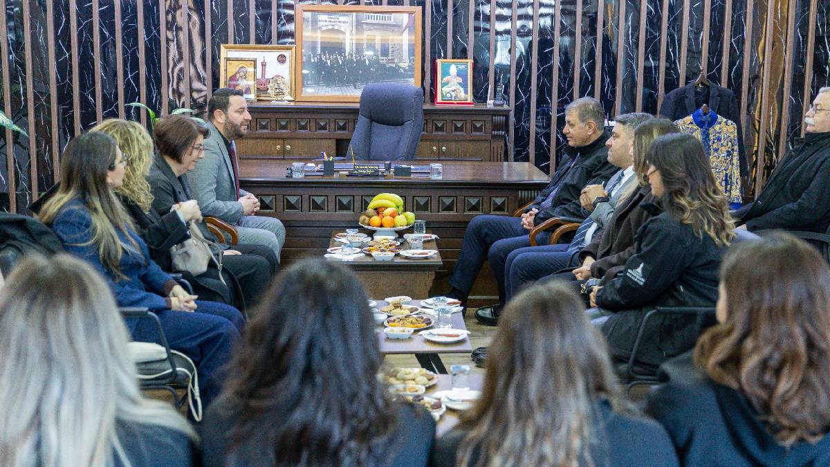 Başkan Tugay'dan medeniyetler şehri Hatay için dayanışma çağrısı