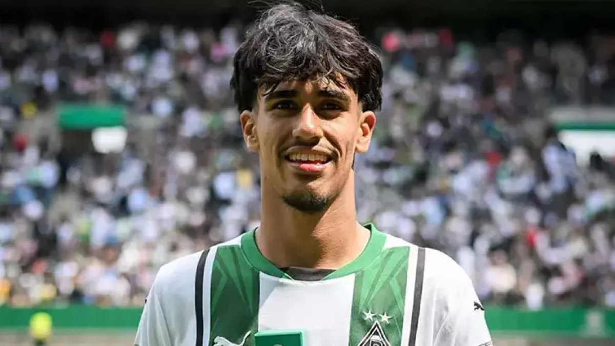 Galatasaray bir transferi daha resmen tamamladı